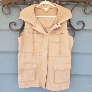 Snap button cargo vest